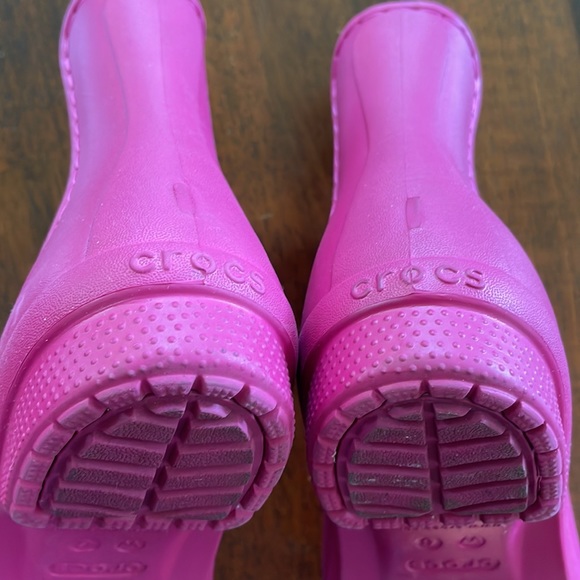 Crocs Chelsea boots (sz 6) - Picture 5 of 7